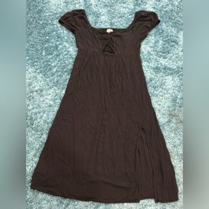 SO Goods for Life brand black maxi dress with key hole and slit